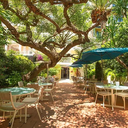 Hôtel Jardin Croisette-3